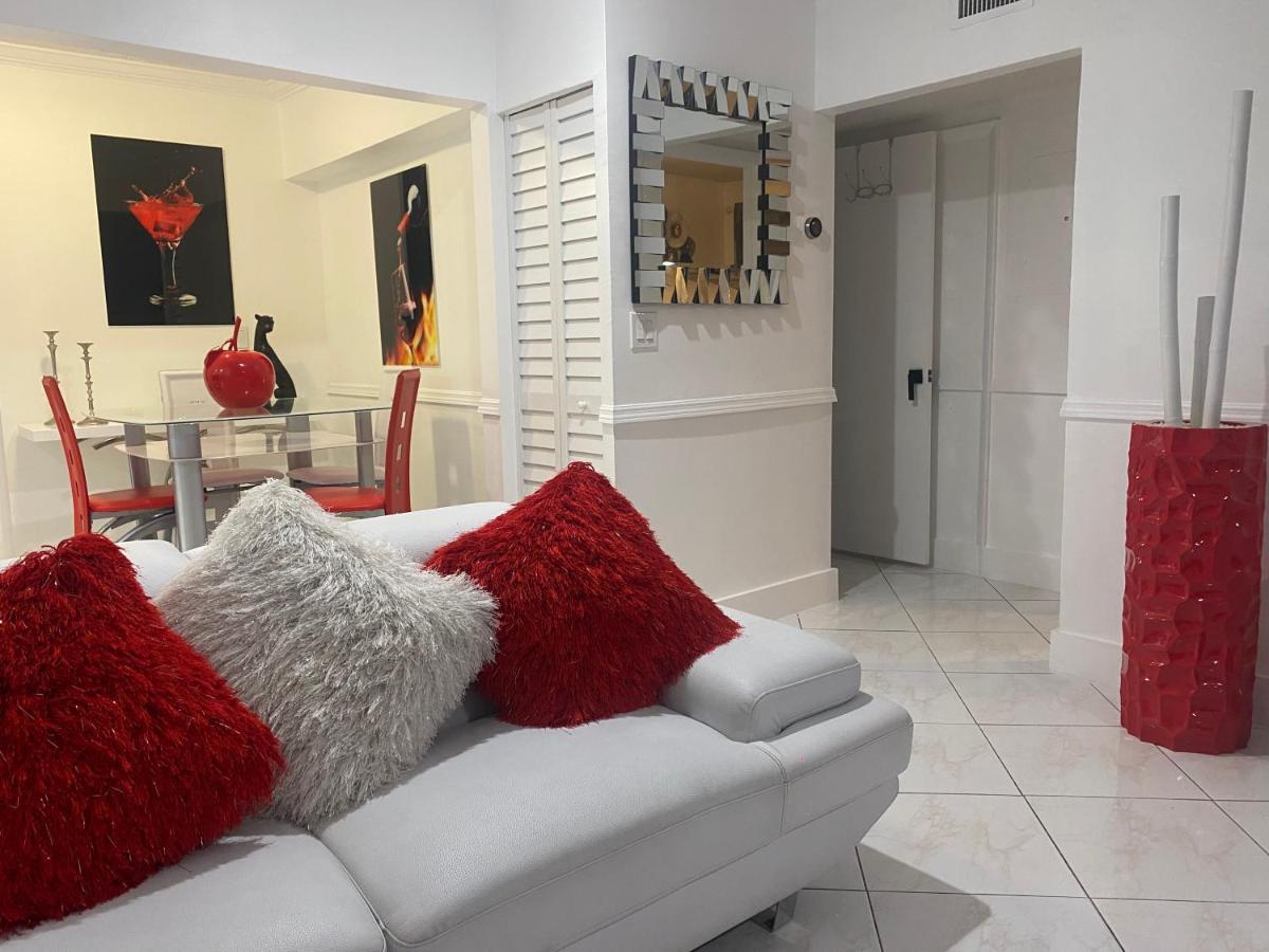 Beautiful House 7 Min From Miami Airport W Free Parking Apartment Exterior photo